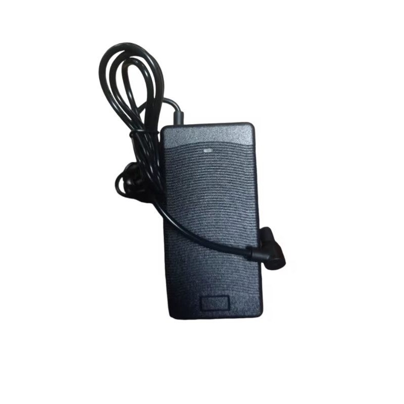 Rychlonabijecka 54.6V pro Xiaomi Scooter 5 Pro  - 1 Kompatibilita: pro Xiaomi Scooter 5 Pro a nabijeni 54.6V.Bezpecnost: ochrana