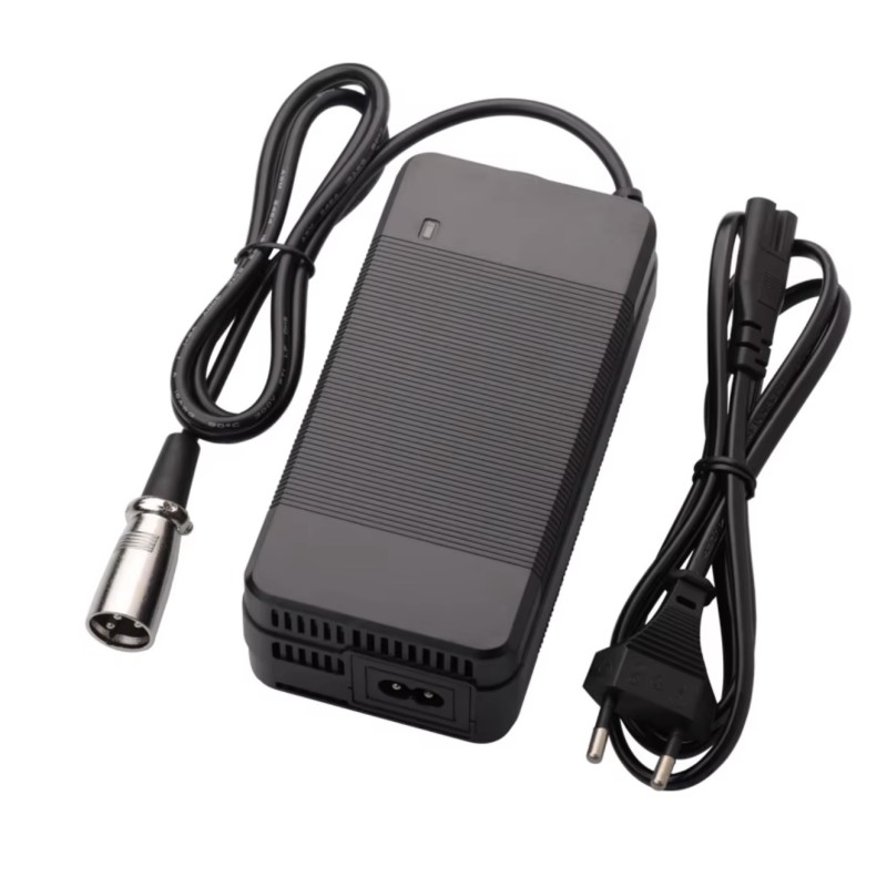 54.6v 4A zaryadno za elektricheski velosiped ili elektricheski skuter - moshtnost 219W  - 3 54.6v 4A zaryadno za elektricheski v