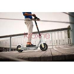 Segwayn suunnittelema Ninebot KickScooter MAX G30LE II - 40 km autonomia. Segway - Ninebot - 5 - Tukevampi alusta, leveämpi. -10