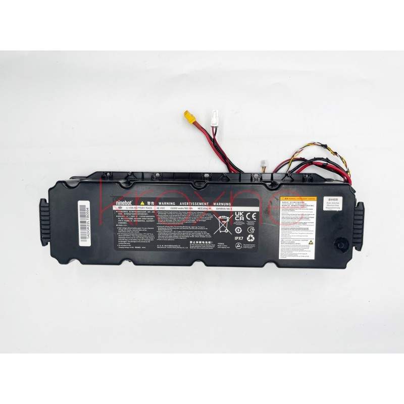 Sisäinen akku Segway Max G2, Ninebot Max G30, G30LE sähköskootterille Segway - Ninebot - 1 Sisäinen akku Segway Max G2, Ninebot 