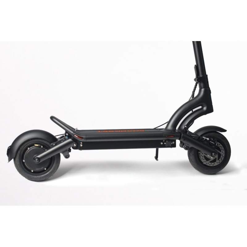 Sharkset RS1 - două motoare de 1400 W - baterie de 20 Ah - autonomie de la 50 la 70 km Sharkset - 12 Sharkset RS1 - două motoare