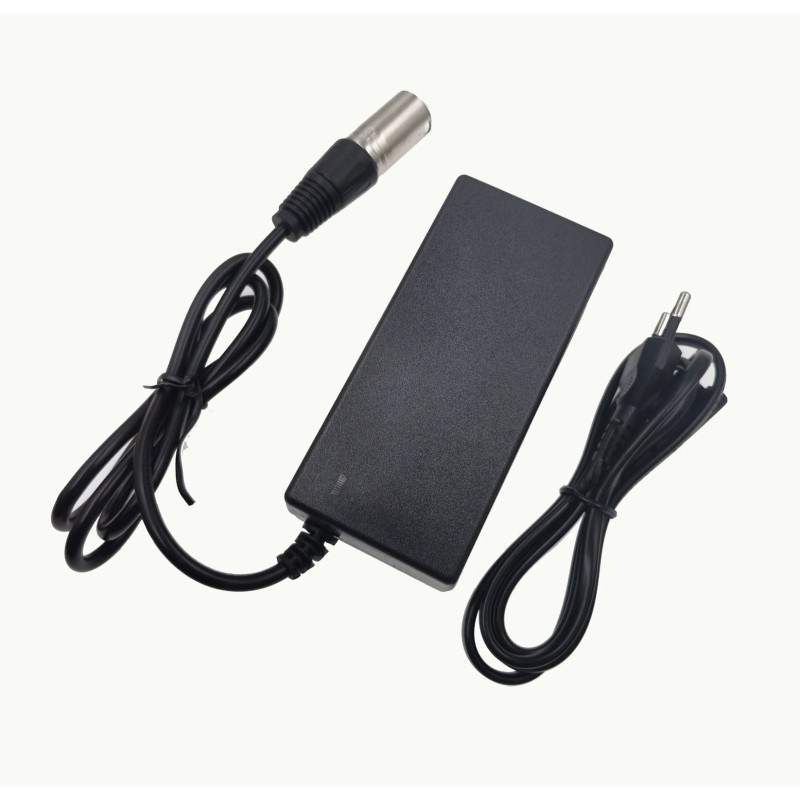 Carregador para trotinete ou bicicleta elétrica 54,6V 2A, 3A, 4A e 5A - 48V - conector XLR  - 1 Compatível com trotinetes e bici