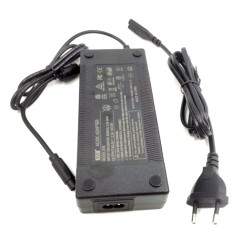 Zaryadnoe ustroystvo 63V 2A dlya samokata Lemotion S1, Inmotion S1, Inmotion L9 ili analoga Inmotion - 2 
Sovmestimo s elektrosa