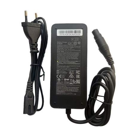Laddare till Xiaomi Electric Scooter 4 Pro Plus skoter Xiaomi - 1 Laddare till Xiaomi Electric Scooter 4 Pro Plus skoter
Laddare