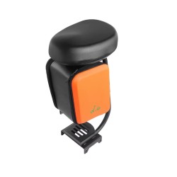 Siden'ye s chemodanom dlya samokata Ninebot Segway Max G30 ili analogichnogo - maksimal'naya shirina osnovaniya 17,2 sm KROXNE -